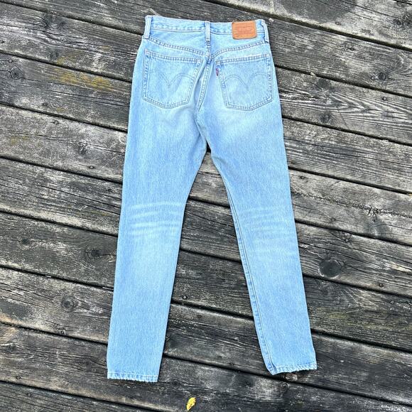 Levi’s Premium 501 Skinny Jeans Big E Red Tag Light Wash W24 L30 - Picture 4 of 10